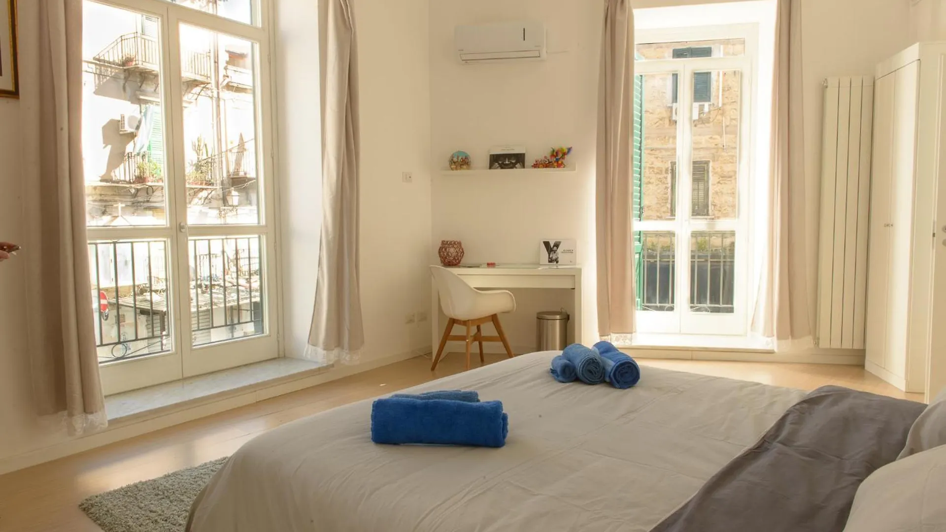 Lägenhet La Casa Del Mercado Palermo Italien